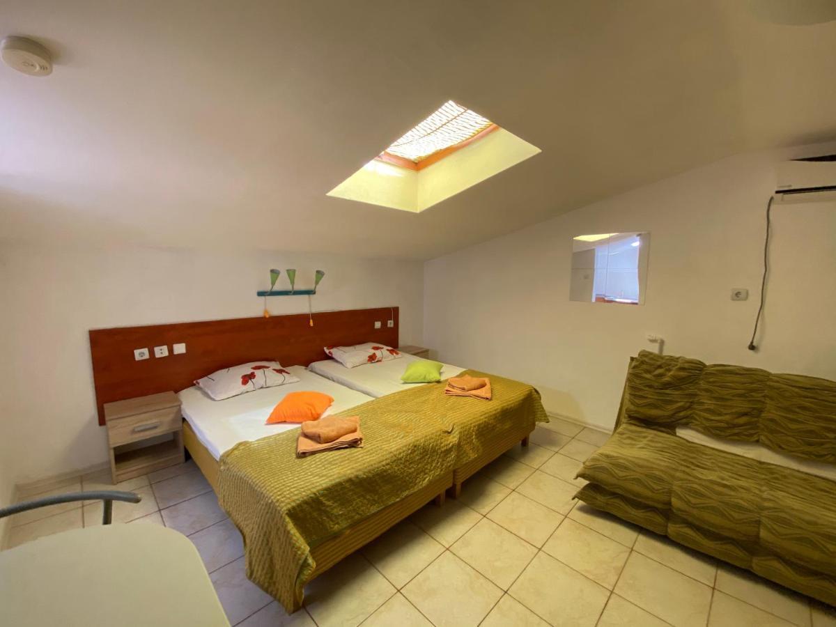 Apartamento Garsoniere Victor Seaview Aer Conditionat Primim Carduri Vacanta 150 M De Plaja Reyna Beach Constanţa Exterior foto
